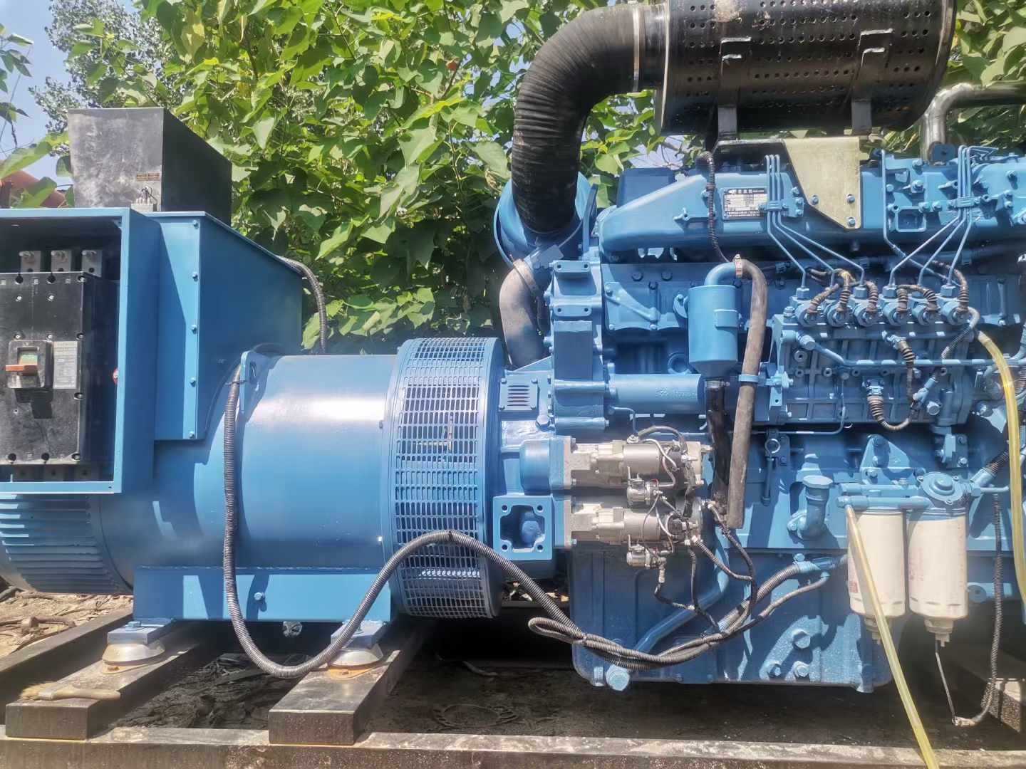 阿拉善右详细说明降低 800kW 柴油发电机输出电流波动的方法