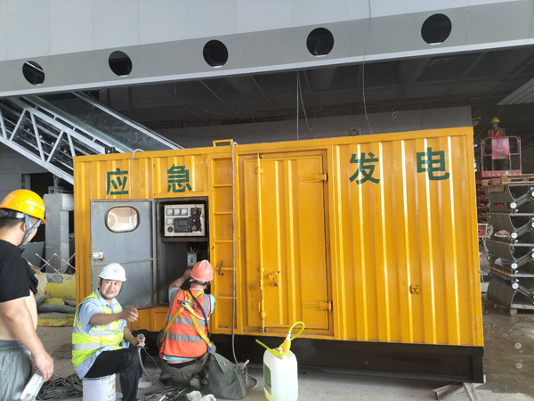 阿拉善右怎样判断空气滤清器是否需要更换？