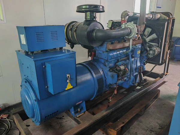 阿拉善右100kW柴油发电机组使用多级机油有哪些优缺点？